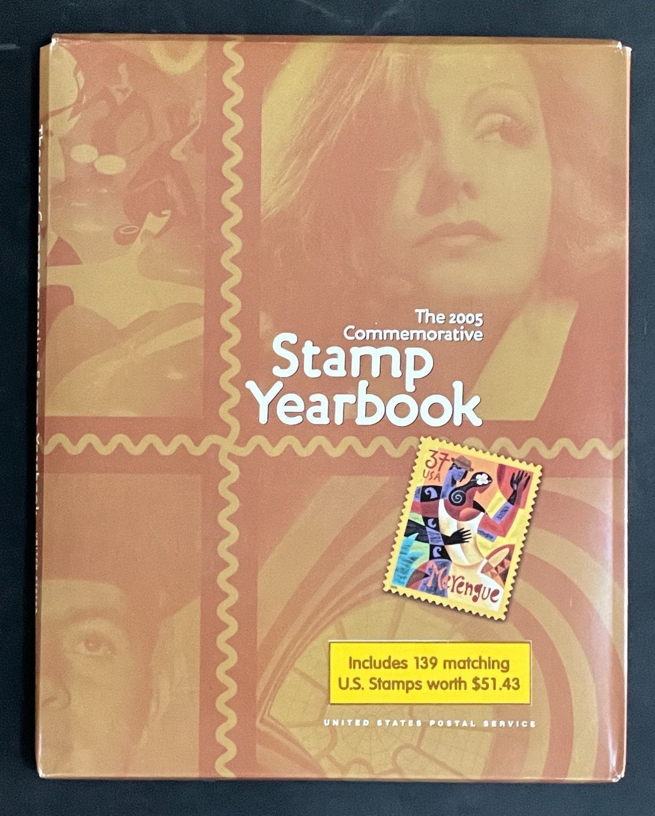 United States 2005 Commemorative Stamp Yearbook Hard Cover Mint Sets ZAYIX