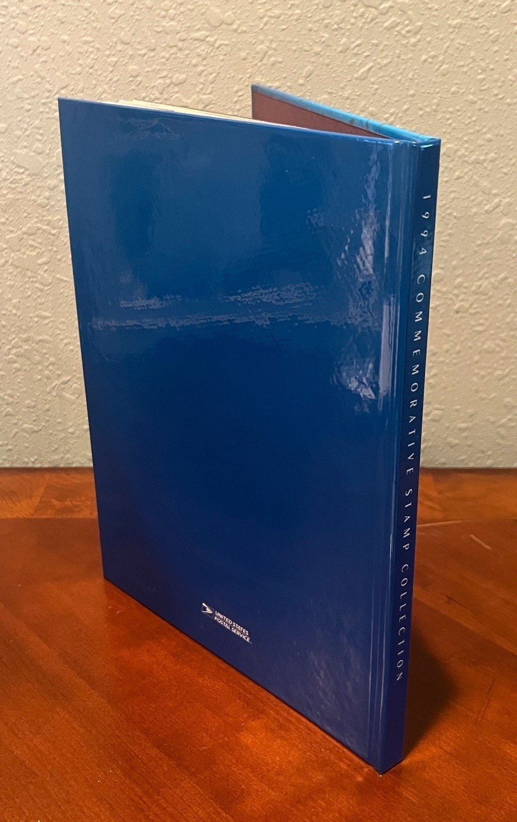 United States 1994 Commemorative Stamp Yearbook Hard Cover Mint Sets ZAYIX