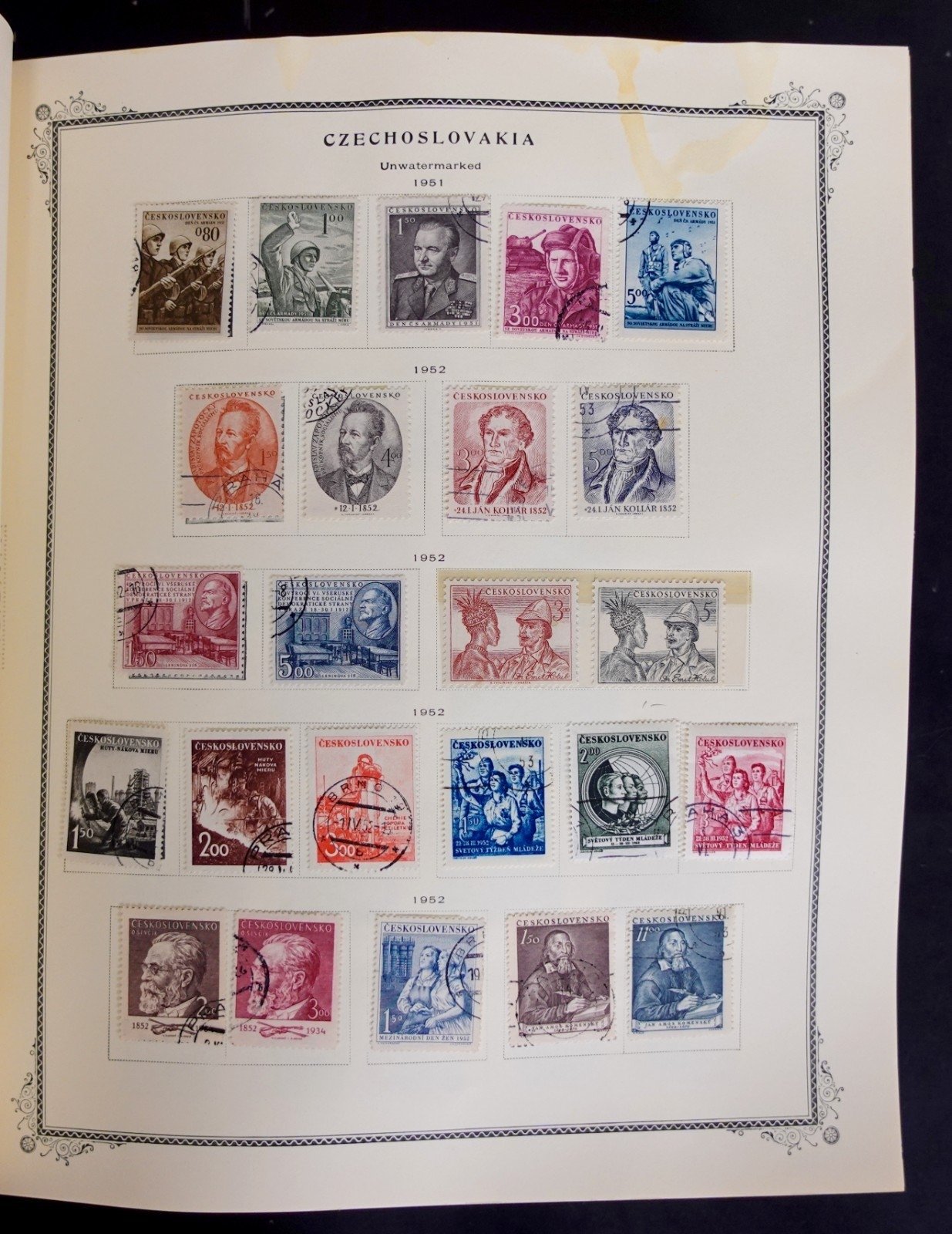 Czechoslovakia Stamp Collection Scott Album Mint & Used 1920-1985  ZAYIX