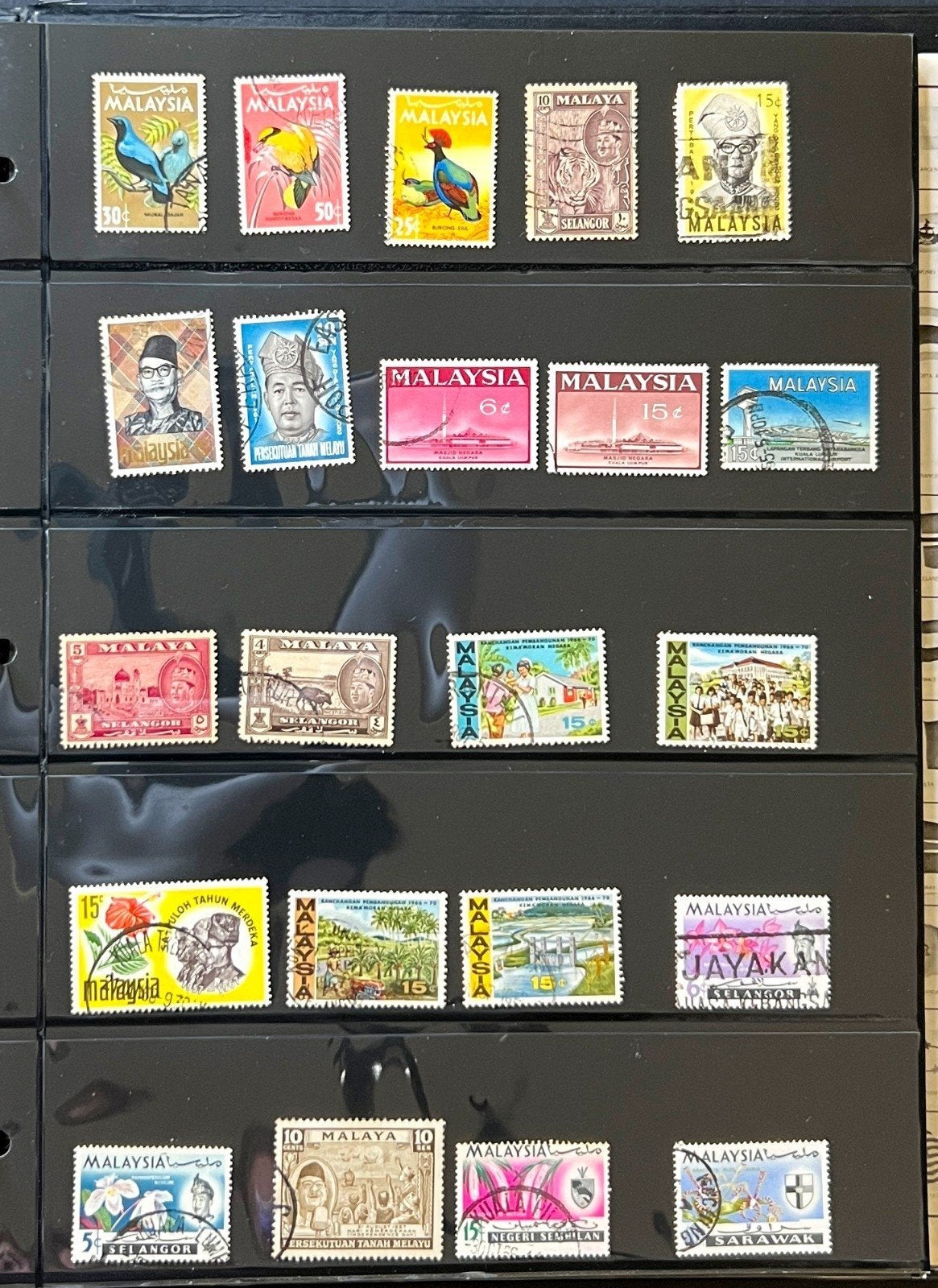 World Wide Stamp Collection Stockbook 39 Pages Mint & Used ZAYIX