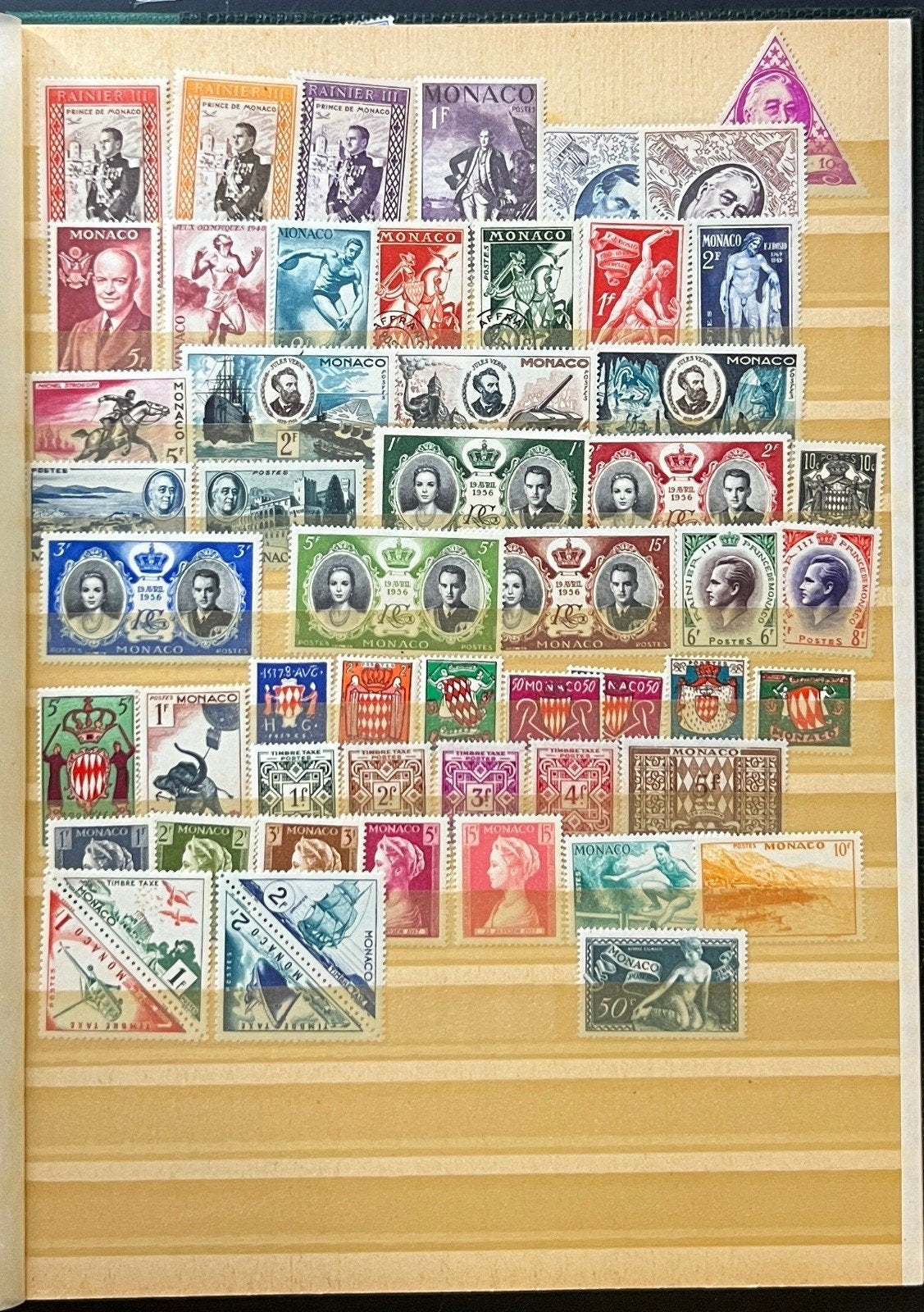 Europe Stamp Collection Stockbook 13 Pages Several Hundred Stamps ZAYIX