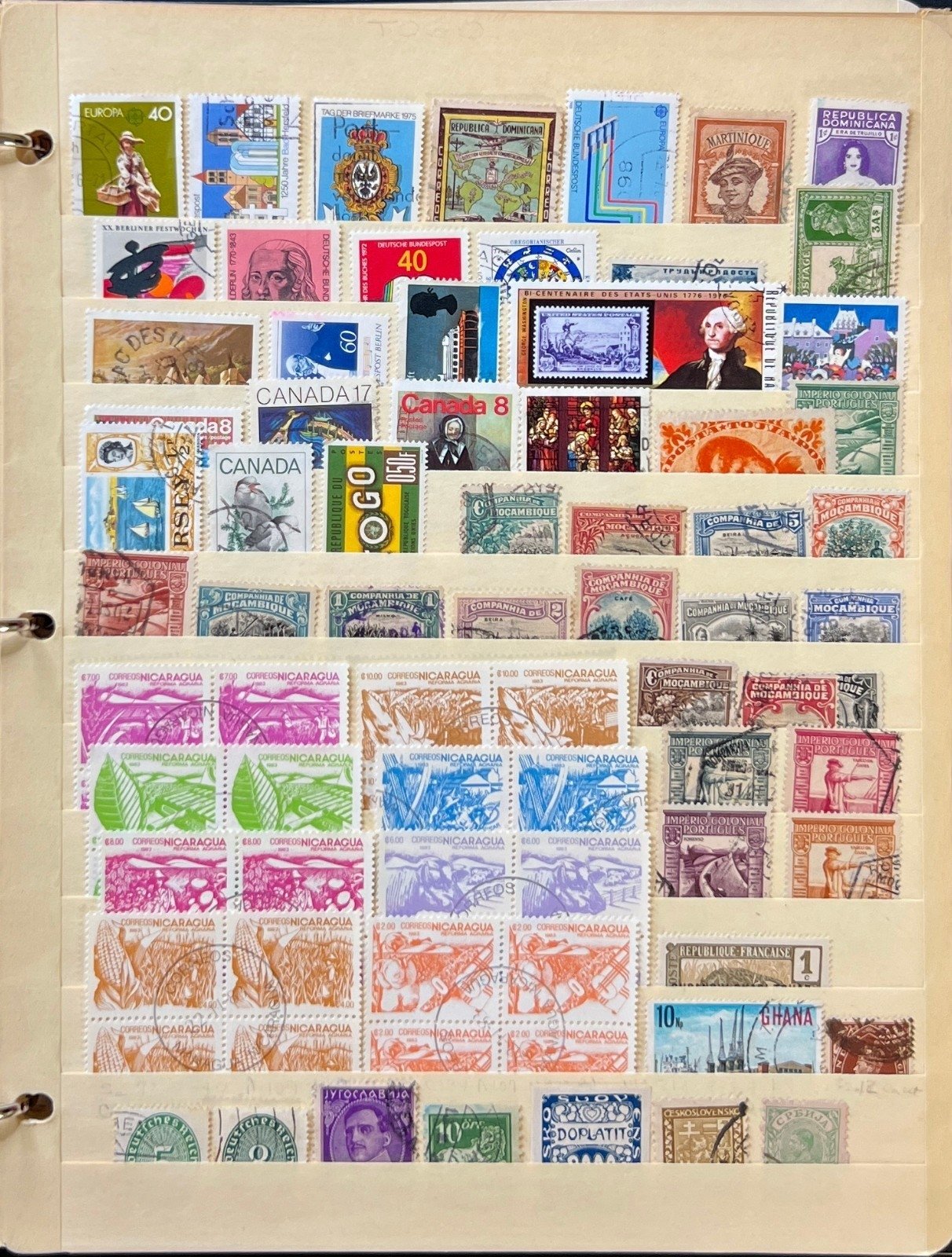 World Wide Stamp Collection Stockbook Mint & Used Hundreds Of Stamps ZAYIX