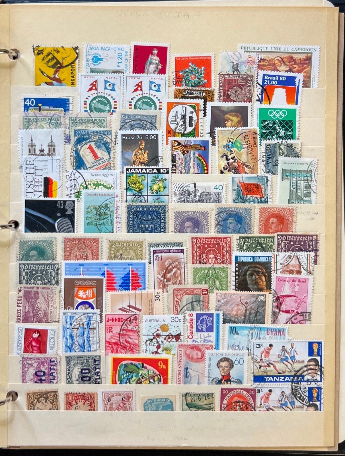 World Wide Stamp Collection Stockbook Mint & Used Hundreds Of Stamps ZAYIX