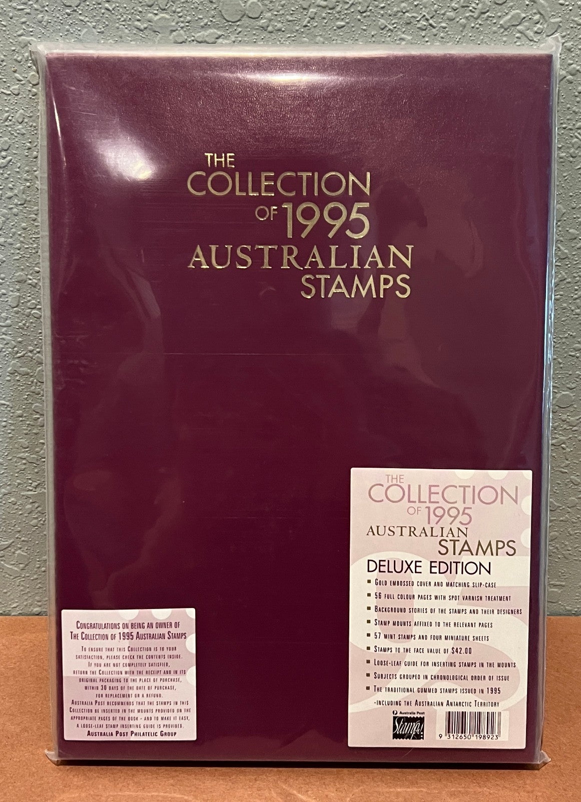 Australia 1995 Yearbook (MNH) Collection Of Australian Stamps  ZAYIX