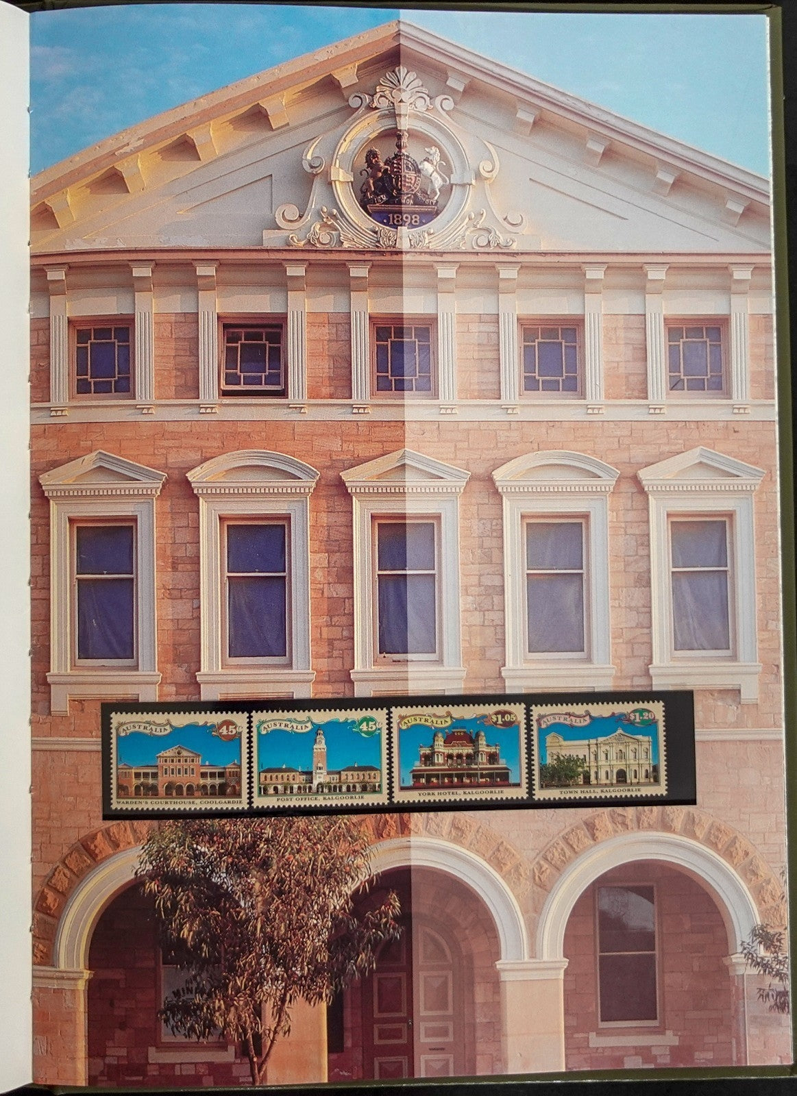 Australia 1992 Yearbook (MNH) Collection Of Australian Stamps ZAYIX