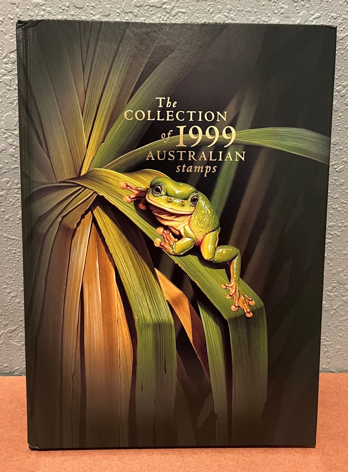 Australia 1999 Yearbook (MNH) Collection Of Australian Stamps ZAYIX