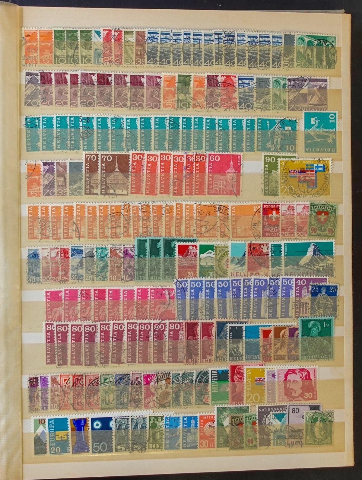 World Wide Stamp Collection Stockbook Mint & Used Estimated 3500 Stamps ZAYIX