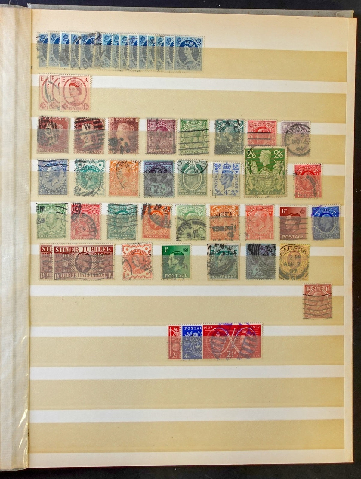 World Wide Stamp Collection Stockbook Mint & Used Estimated 3500 Stamps ZAYIX