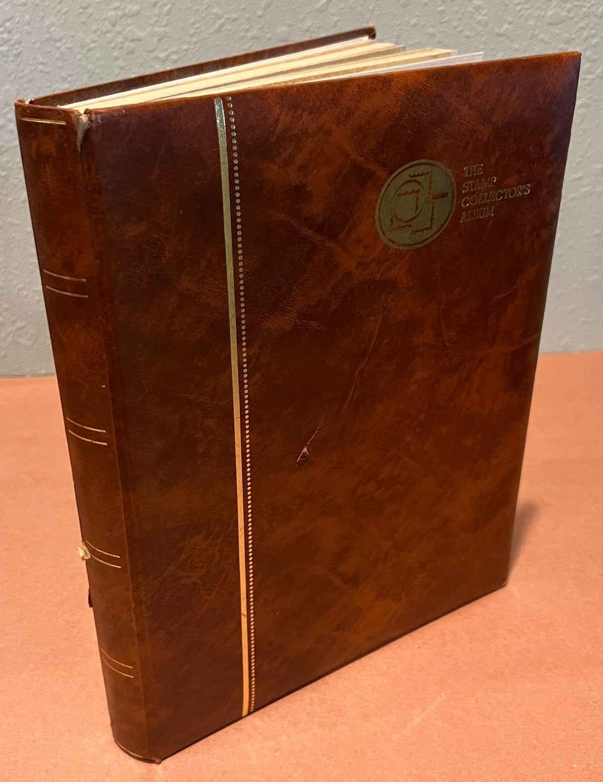 British Commonwealth & Hong Kong Stamp Collection Stockbook 700 Stamps ZAYIX