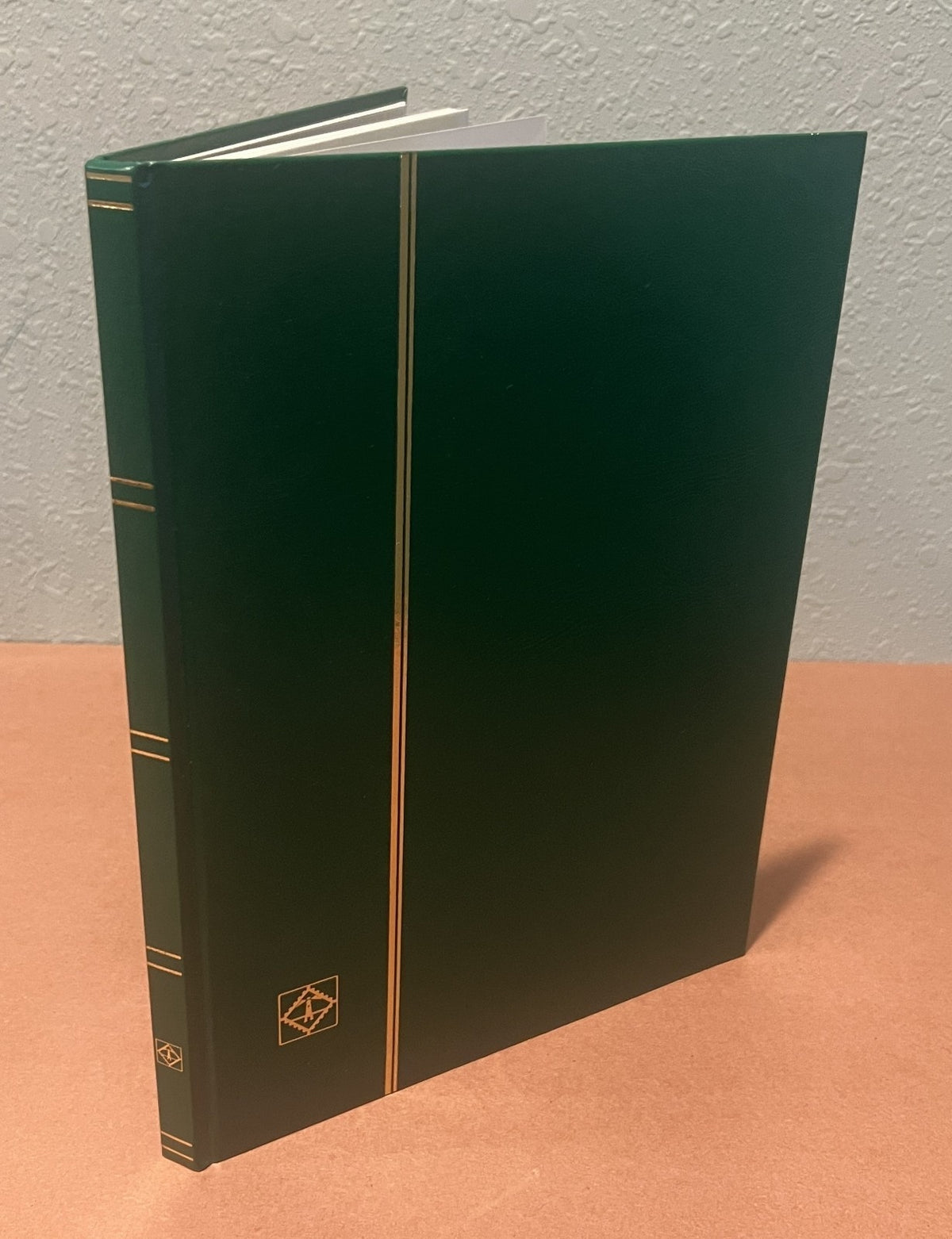 Lighthouse Stockbook White Pages Glassine Interleaves ZAYIX