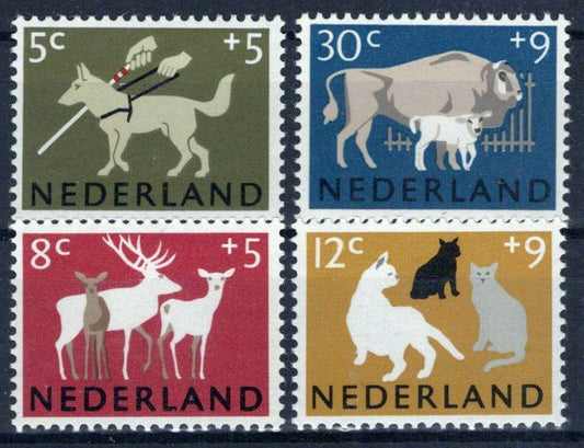 Netherlands B388-B391 MNH Semi-Postal Cats Dogs Animals Zayix Stamps 0225S0276