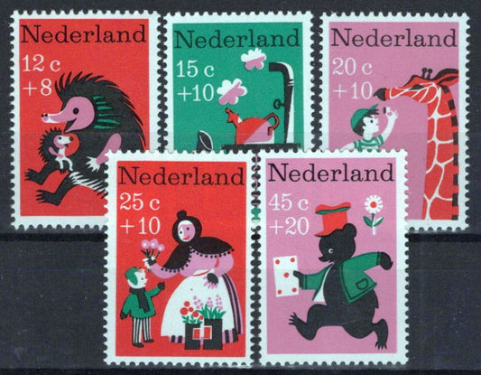 Netherlands B429-B433 MNH Semi-Postal Nursery Rhymes Zayix Stamps 0225S0285M