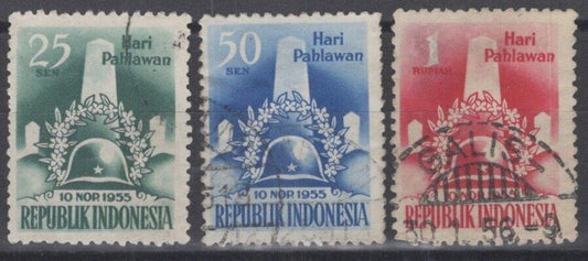 Indonesia 418-420 Used War of Liberation Monument