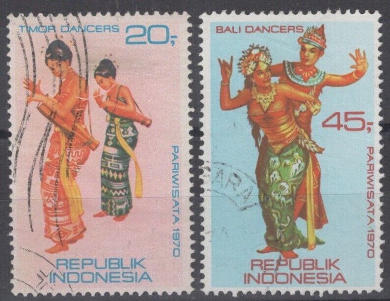 Indonesia 787, 788 Used Tourism Dancers Entertainment