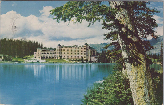 ZAYIX Postcard Chateau Lake Louise Hotel Banff National Park Rockies 090222PC38