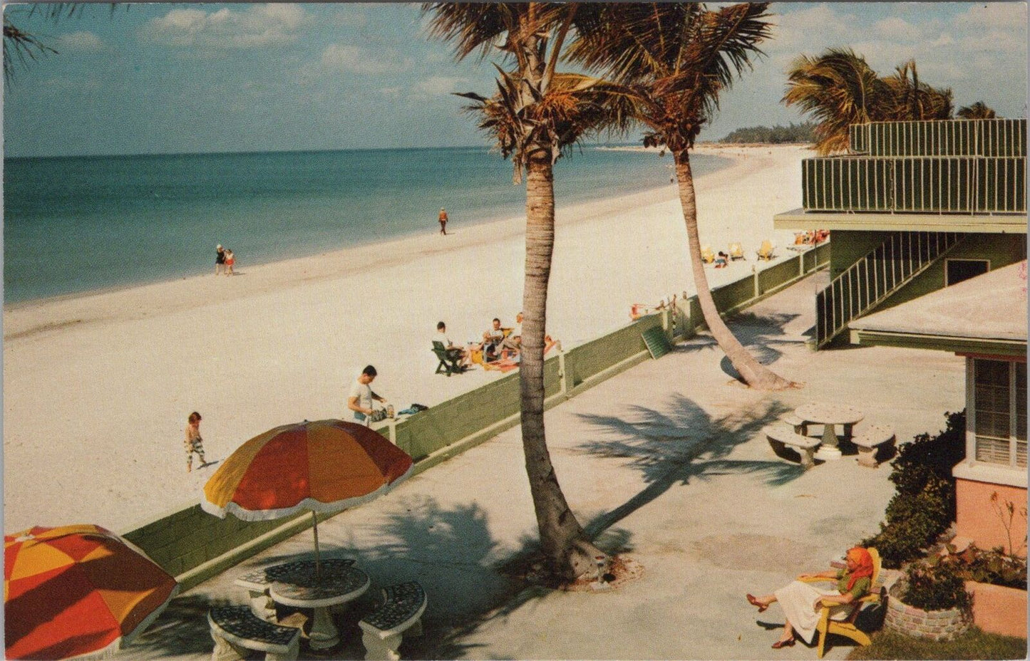 ZAYIX Postcard Beautiful White Sands St. Petersburg Beach Florida 090222PC150