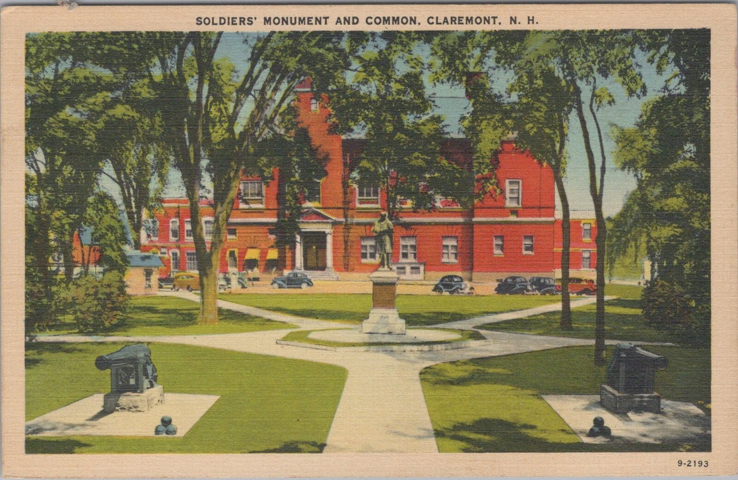 ZAYIX Postcard Soldiers' Monument and Common Claremont NH 090222PC61