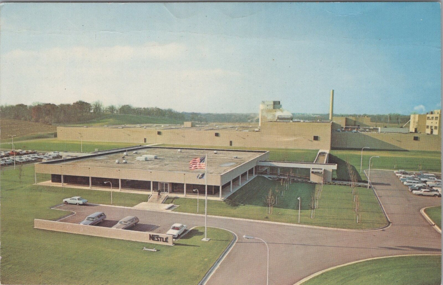 ZAYIX Postcard Nestle Chocolate Factory Burlington Wisconsin Candy 090222PC72