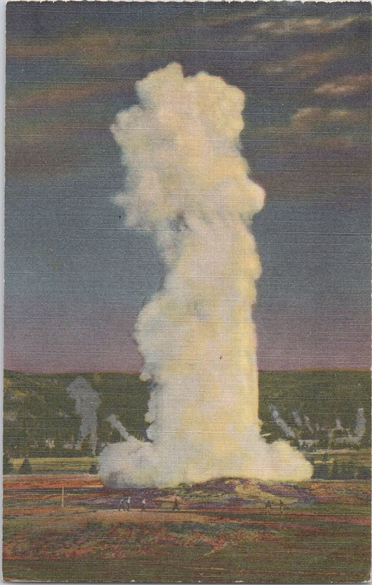 ZAYIX Old Faithful Moonlight Yellowstone National Park Postcard Unposted