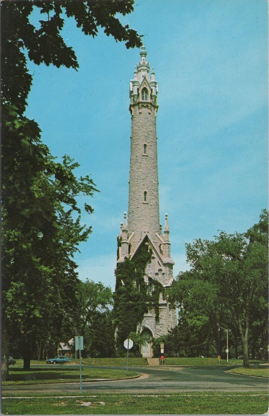 ZAYIX Old Water Tower of the Milwaukee Water Works Built in 1873 Postcard