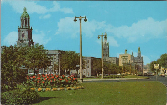 ZAYIX Kilbourn Ave., Looking West, Milwaukee, Wisconsin vintage Postcard