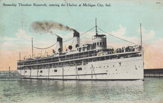 ZAYIX Postcard Great Lakes Steamship Theodore Roosevelt Enters Harbor Mich City