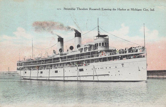 ZAYIX Postcard Great Lakes Steamship SS Theodore Roosevelt Entering Harbor IN