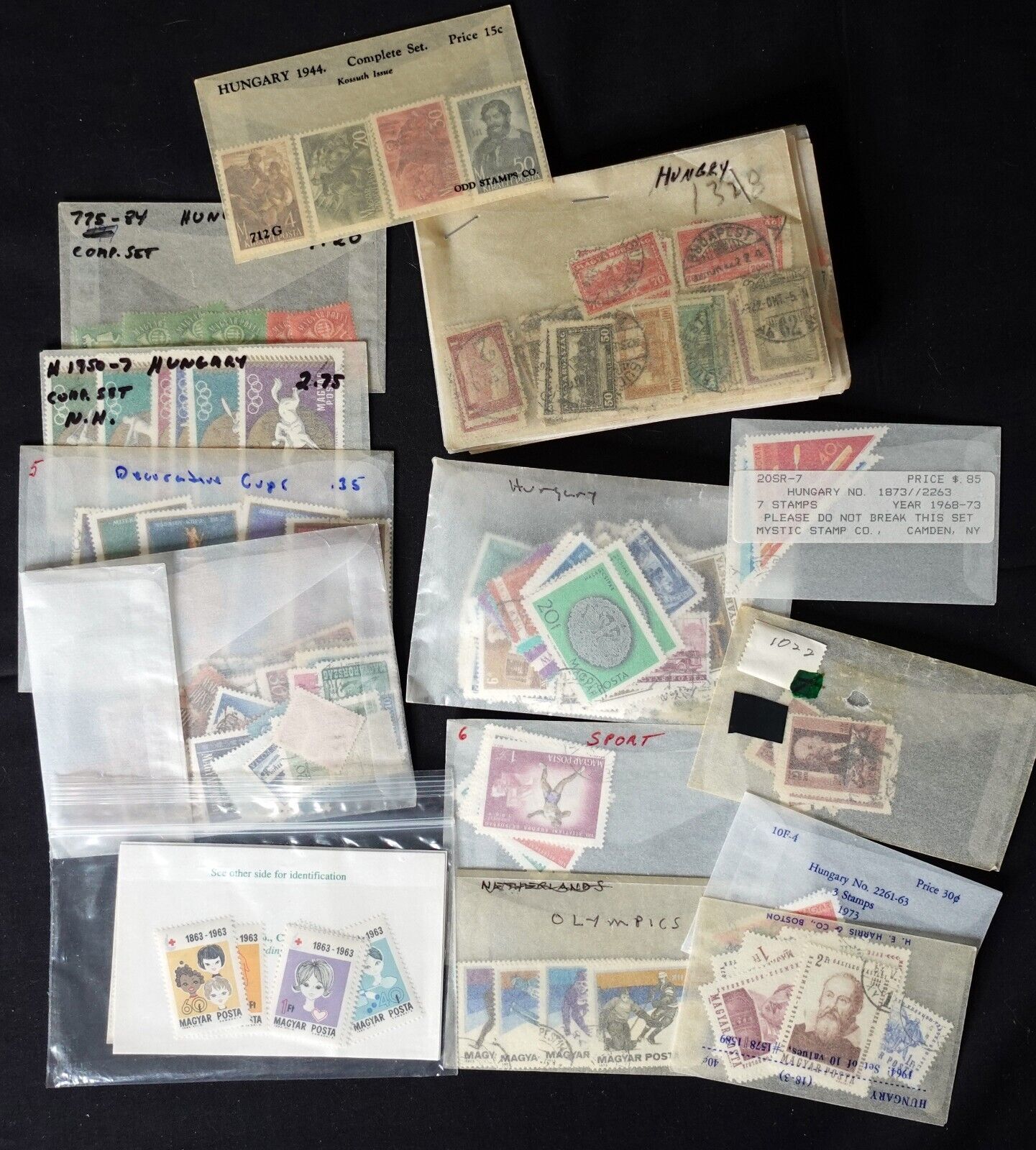 Hungary Stamp Accumulation Collection Hundreds of Used Mint ZAYIX 0424FRA01