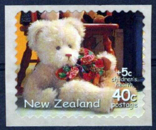 New Zealand 1687 MNH Self-Adhesive Toys Bears ZAYIX 1024S0519M