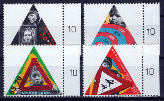 Netherlands B615-B618 MNH Semi-Postal Traffic Safety Zayix Stamps 0225S0328