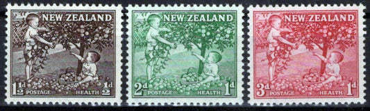 New Zealand B49-B51 MNH Semi-Postal Children Fruit Trees Zayix Stamps 0225S0406