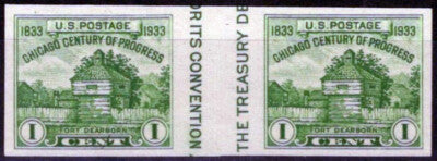 US 766 MNH NGAI Fort Dearborn pair w/ vertical gutter special 052023S4M ZAYIX