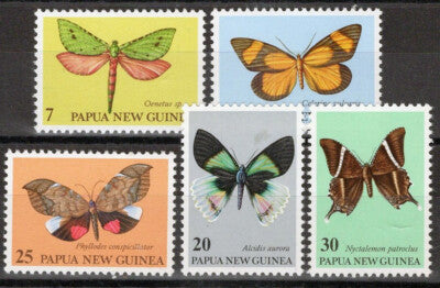 Papua New Guinea 503-507 MNH Moths Insects ZAYIX 072922S52