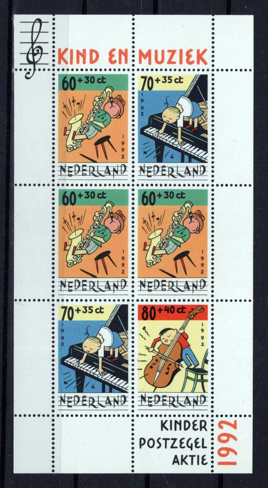 Netherlands B670b MNH Semi-Postal Children Making Music Zayix Stamps 0125M0431