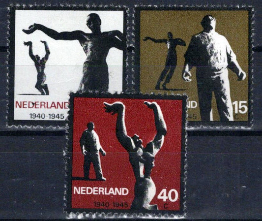 Netherlands 432-434 MH Statues "Docker" "Destroyed Town" Zayix Stamps 0225S0004
